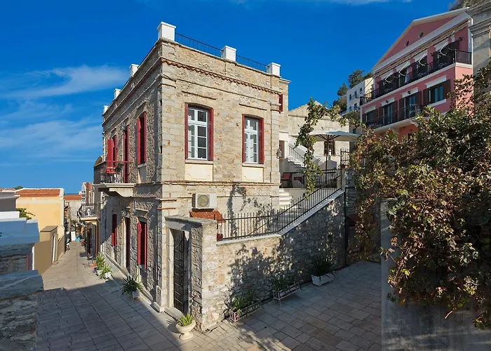 Castello Venetsiana * Sými