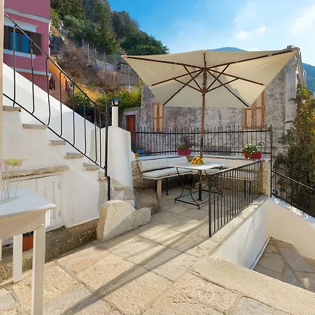 شقة Castello Venetsiana